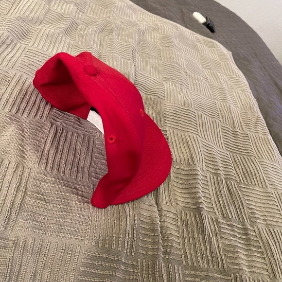 Hat - Picture 3 of 3